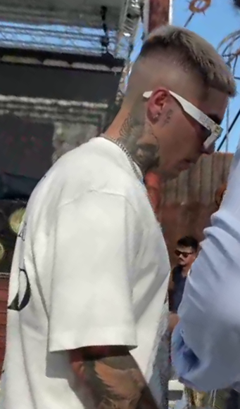 Lino Golden a ”atacat” o blondină în club, la Mamaia