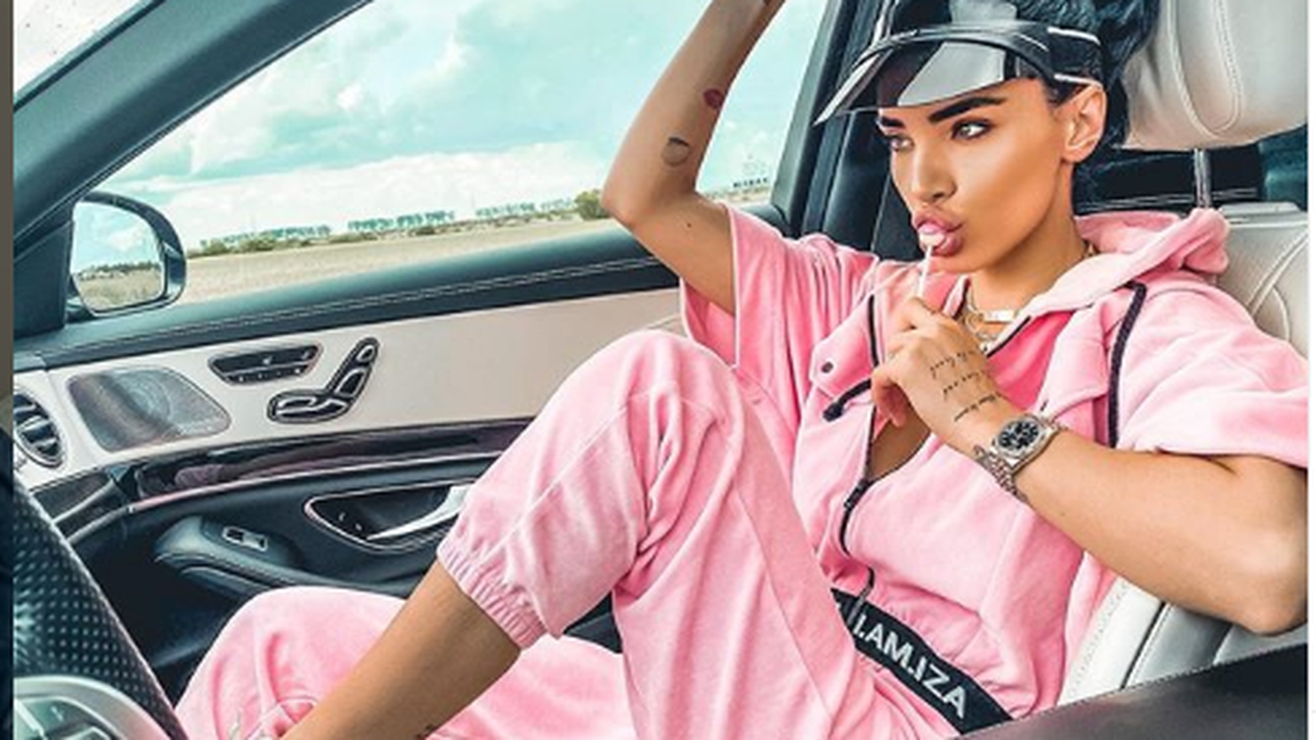 Adelina Pestrițu, schimbare radicală de look! S-a ras în cap, dar…