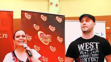 Si-a lansat fratele in muzica