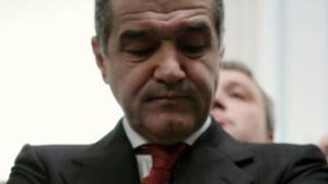 Cine l-a facut sa planga pe Gigi Becali in inchisoare? Dialog EMOTIONANT