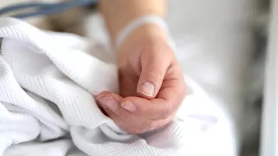 O maseuză de la un salon SPA din Cluj-Napoca, diagnosticată cu lepră