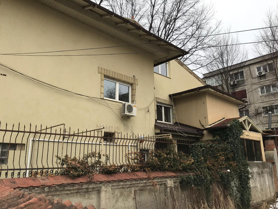 Vila din George Călinescu, unde Adina Banea ar fi avut sechestrate bunuri de 250.000 de euro