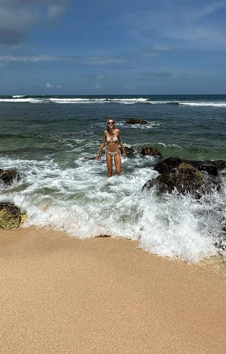 Liana adoră valurile mării sau ale oceanului (Foto: Instagram)
