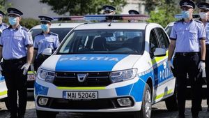 Românii nu se lasă și petrec în continuare. Oamenii legii au dat amenzi în valoare de 10.000 de lei