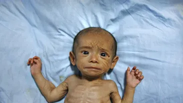 Bestie de mama! Si-a omorat copilul prin infometare