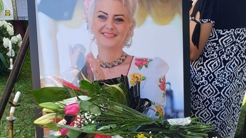 Anamaria Pop a fost condusă pe ultimul drum. Ce au făcut colegii ei de breaslă
