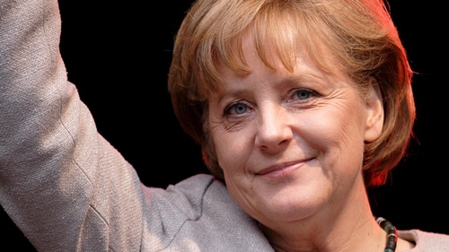 Cancelarul german Angela Merkel a cazut si s-a ranit la schi, in timpul vacantei de Craciun! "A suferit un SOC!"