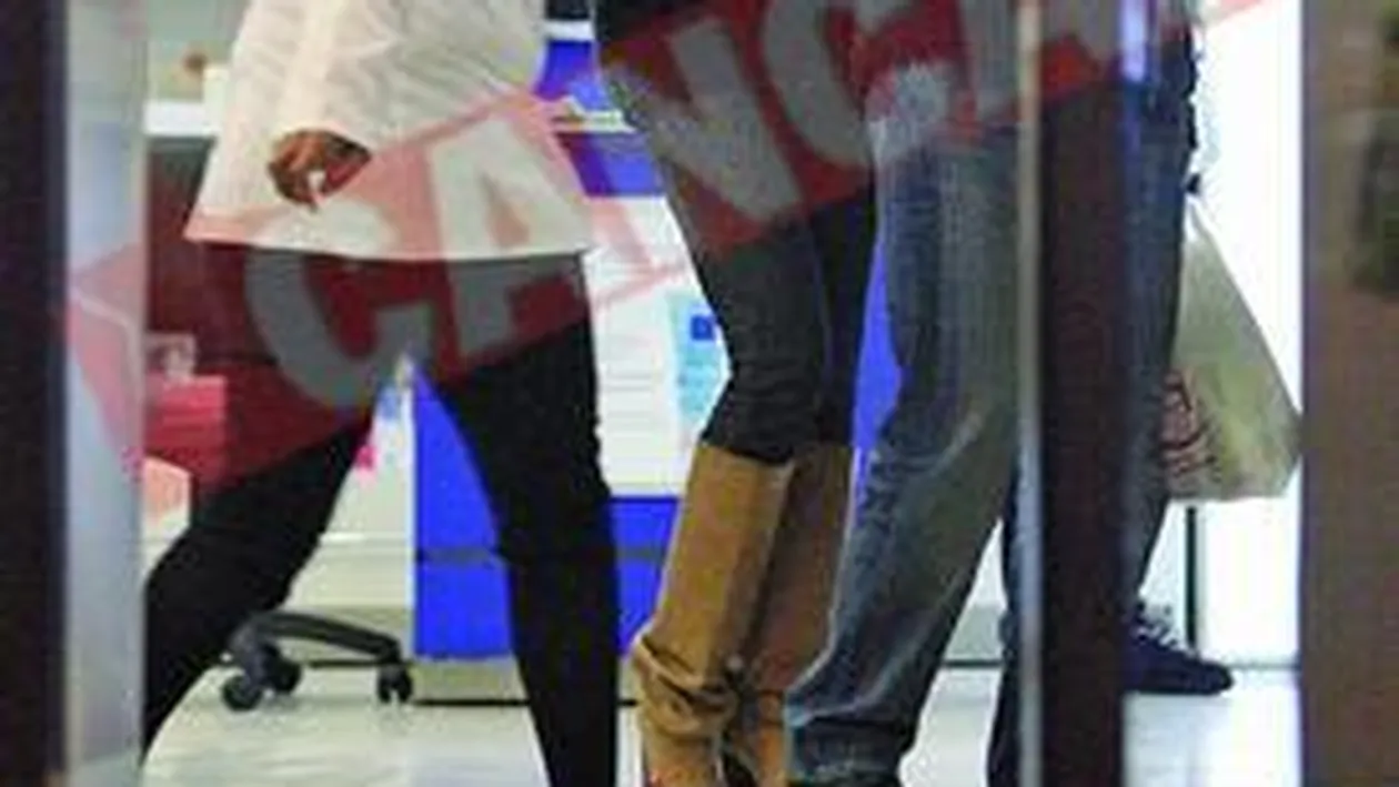 Simona Patruleasa a cumparat o sacosa de medicamente