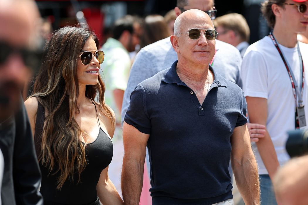 Jeff Bezos și Lauren Sanchez
Foto: Profimedia