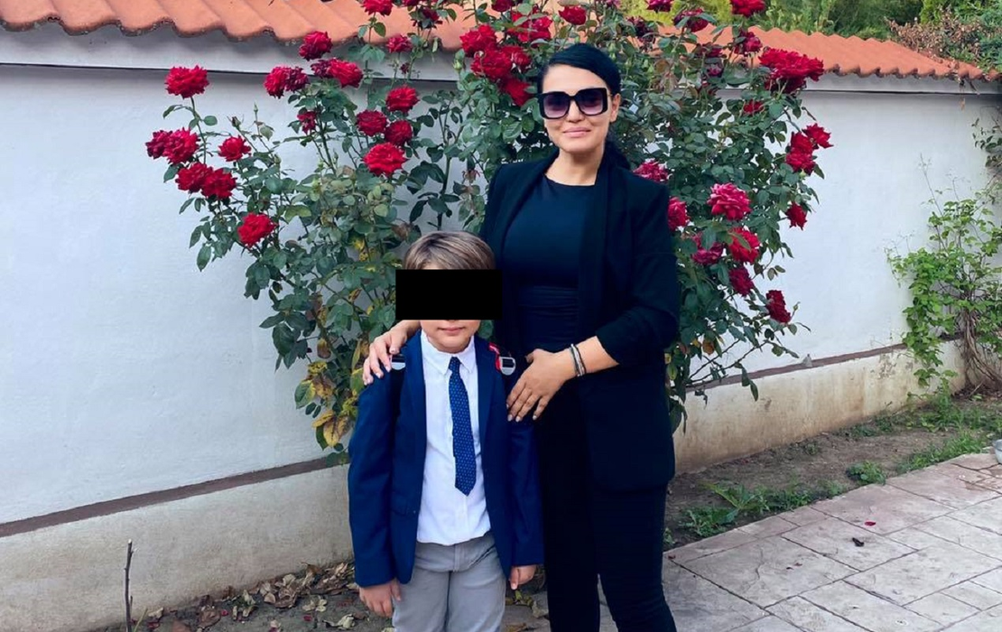 Andreea Mantea și fiul ei, David (Foto: Facebook)