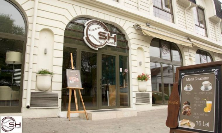 Clienții, nemulțumiți de cafeneaua Simonei Halep: “Prăjiturile sunt pe jumătate congelate şi fără gust“