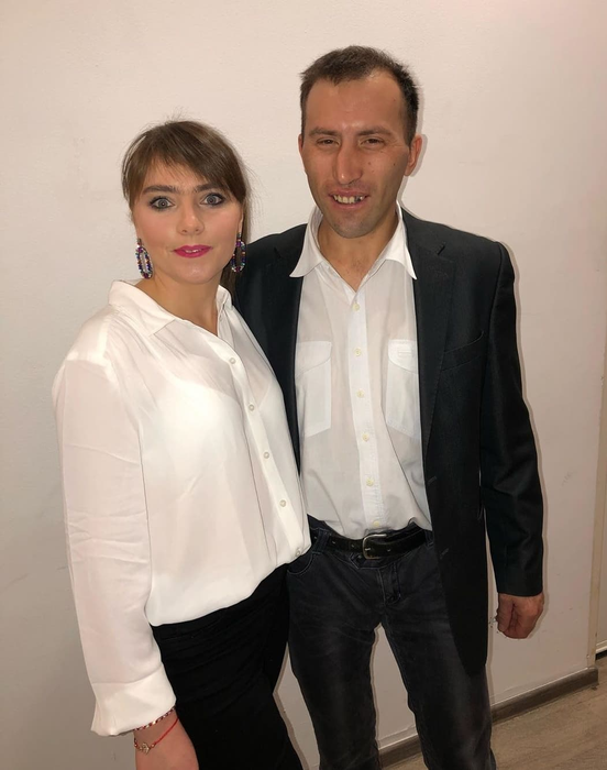 Vulpiţa de la Acces Direct a dat o triplă lovitură! S-a făcut vloggeriţă, vinde haine online şi s-a lansat în muzică! Cum sună prima piesă