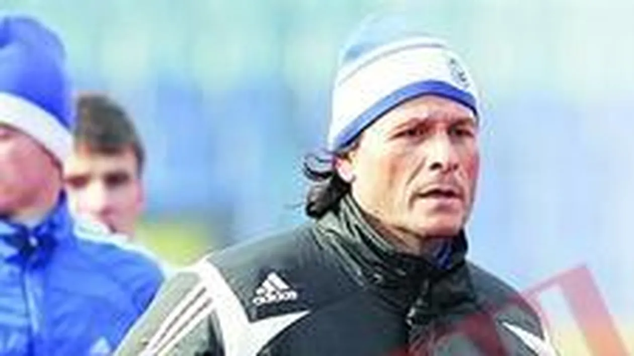 Napoli cere 350.000 euro pentru inca un sezon