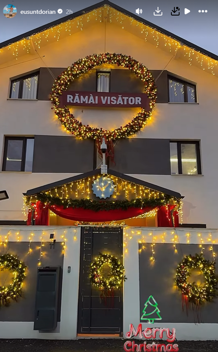 Dorian Popa nu se uită la bani! Ce decorațiune uriașă și-a pus pe casă, de Crăciun