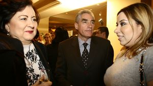 Oana Roman si mama ei vor sa economiseasca lei! Fac nazuri si la reduceri!