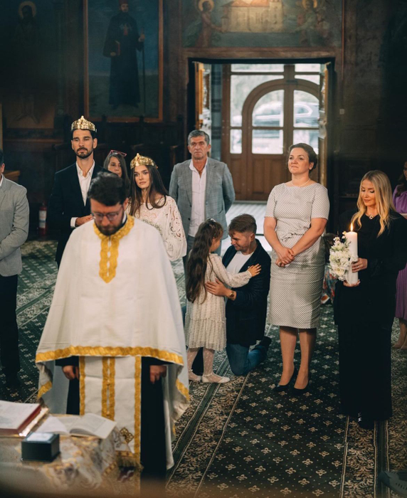 Ce a putut să facă Smaranda la nunta lui Theo Rose cu Anghel Damian. Foto: Instagram / Codin Maticiuc