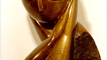 Uite cum am putea scapa de criza! Un avocat spune ca extraterestrii din filmele americane arata ca sculptura lui Brancusi, Domnisoara Pogany!