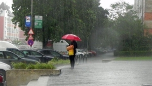 Vremea se va strica începând de luni! Iată ce temperaturi au anunţat meteorologii