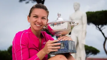 Simona Halep a revenit pe teren! Fostul număr 1 mondial a jucat cu Rose Collins la Montreal