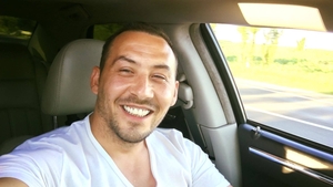 Ştefan Stan, probleme cu Poliţia! Artistul a fost nevoit să scoată o sumă frumuşică din portofel ca să scape de necaz