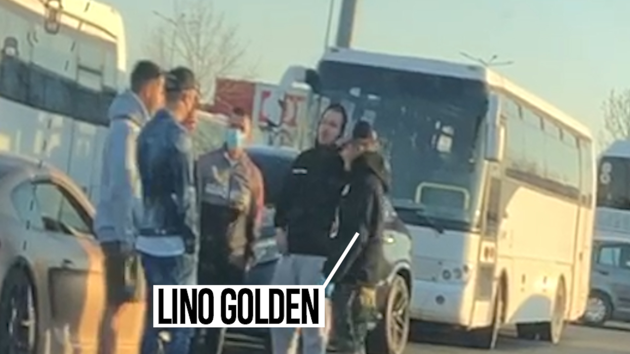 Lino Golden s-a întâlnit cu băieții în parcarea unui mall