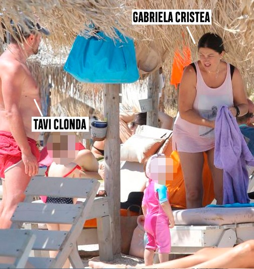 Tavi Clonda și Gabriela Cristea, pe litoral