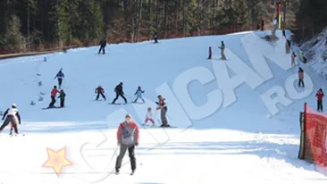 Turistii care isi petrec Revelionul pe Valea Prahovei vor putea schia la Sinaia, Busteni si Azuga