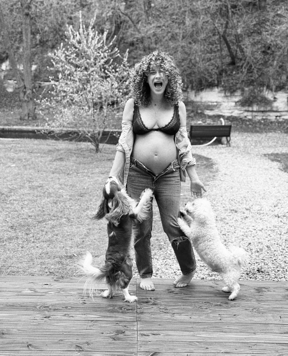 Diana Roman este însărcinată. Sursa foto: Instagram / Diana Roman
