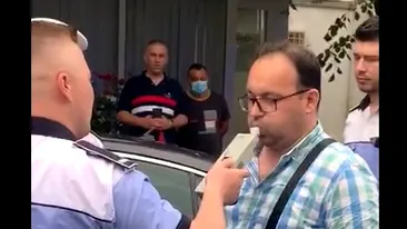 Șeful Serviciului Juridic din Primăria Bacău s-a ales cu dosar penal, după ce s-a urcat beat la volan și a tamponat patru mașini parcate