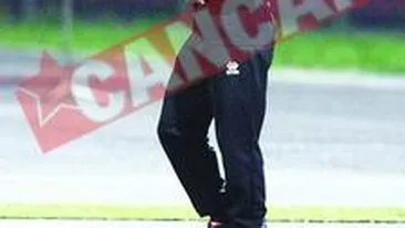 Dorinel cauta bilete la Euro pentru sotia si fiica lui