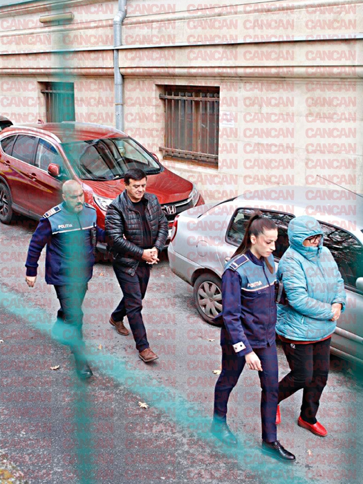 Primele imagini cu Niculae Bădălău în arestul poliției (Sursă foto: CANCAN.RO)