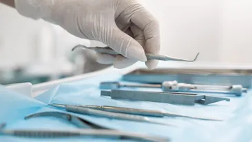 O fetiță de aproape 2 ani a murit la o clinică stomatologică din Capitală. Ce s-a întâmplat cu ea