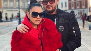 Gestul făcut de soțul lui Carmen Minune, după ce s-a zvonit că sunt la un pas de divorț. Bogdan Căplescu a dat cărțile pe față!