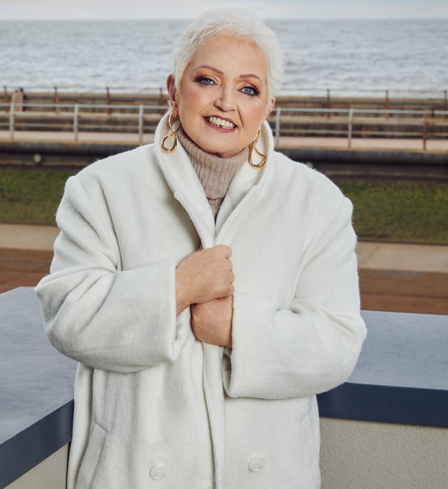 Linda Nolan a murit