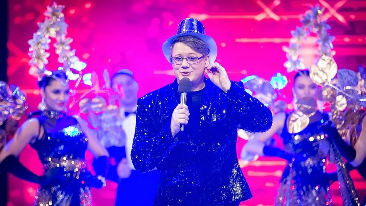 Fuego nu s-a putut abține. Mesaj pentru cei care fac glume cu “Împodobește, mamă, bradul!”. “Toată lumea se trage din maimuță!”