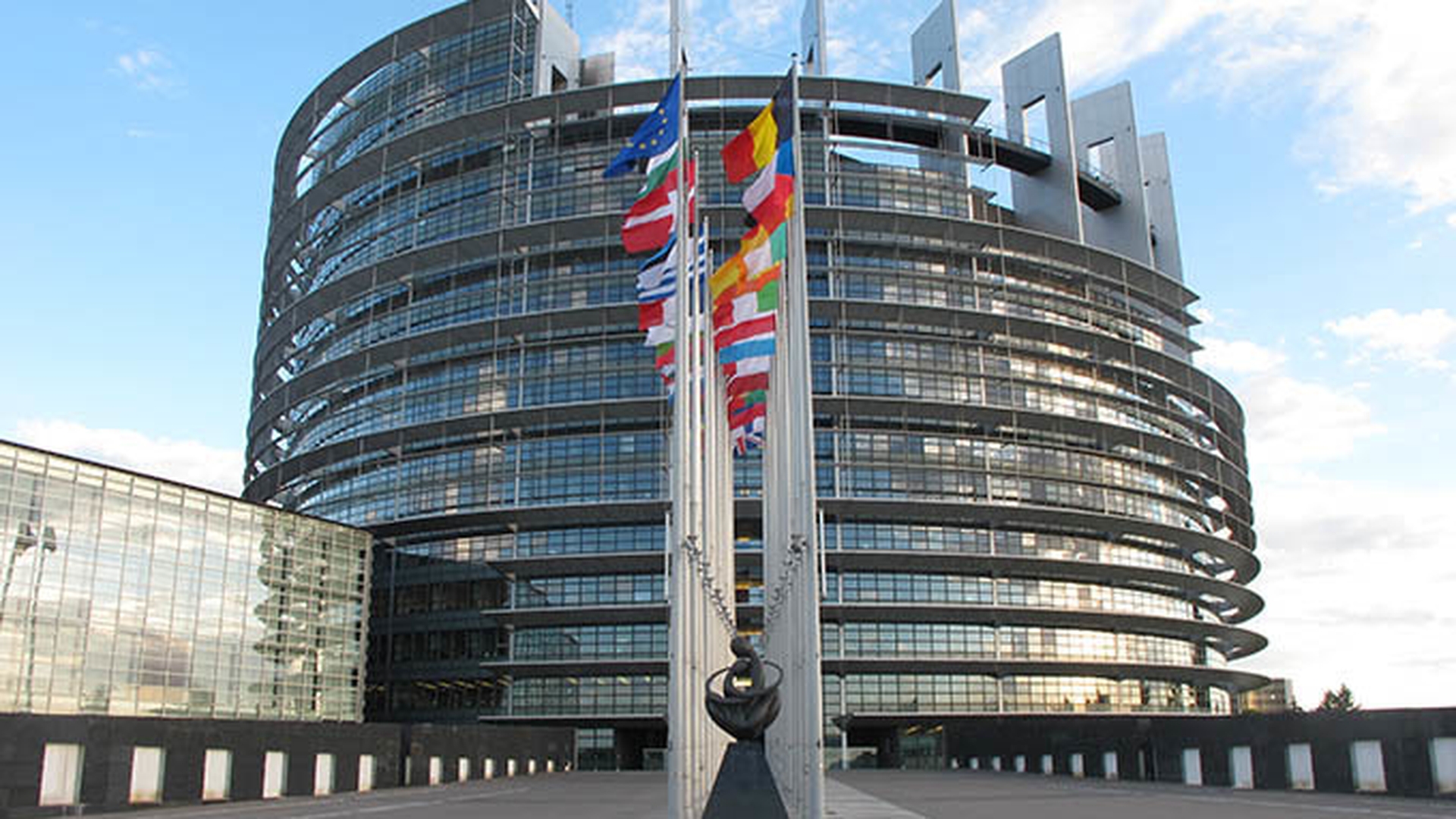 Parlamentul European creează o comisie de anchetă pentru "Panama Papers" 