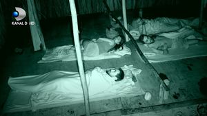 Clipe de coşmar la Survivor! Ema, din echipa Războinicilor, găsită plină de sânge. Kanal D a difuzat imaginile şocante