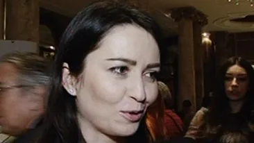 Amalia Nastase: Imi invat fetitele sa fie elegante! Acum au inceput sa-mi poarte mie hainele!