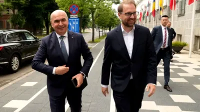 La 24 de ore după decizia CCR, Bolojan sare în apărarea lui Dominic Fritz. Denunță un atac politic. Ce spune despre declarațiile de avere ale concubinelor