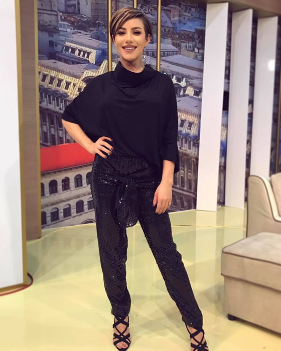 Nicoleta Nucă nu şi-a operat doar nasul în Turcia, ci şi… A ascuns că şi-a pus silicoane!