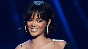 De ce a refuzat-o RIHANNA pe DELIA! Motivul pentru care nu s-au pozat împreună!