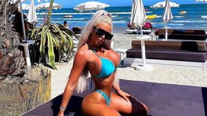 FOTO | Mai mulată de atât de nu se poate! Cum a ieșit îmbrăcată Loredana Chivu, ieri în Timișoara