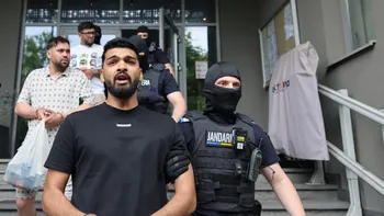 Trei membri ai clanului Duduianu, arestați preventiv! Ce au decis judecătorii de la Tribunalul București