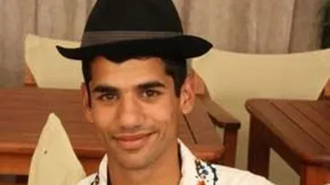 Incredibila viata lui Remus! Abandonat la orfelinat, a vandut ziare pe strada, iar acum e cantaret de muzica populara