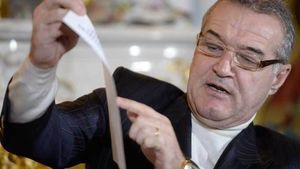 Măsurile dure ale lui Gigi Becali: îşi dă afară jucătorii!