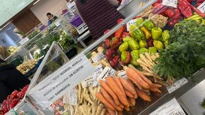 Alimentul nelipsit de pe masa românilor al cărui preț s-a triplat în ultimele zile! Costă 20 de lei/kg în piața Mihalache din București