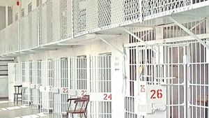 Un deținut a evadat de la Penitenciarul Oradea! Anunțul făcut de conducerea închisorii
