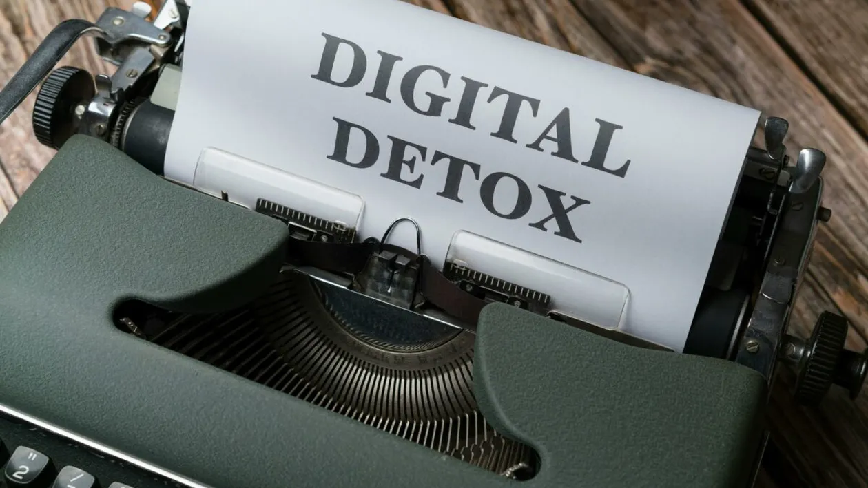 2026, anul revoluției analogice? Tinerii încep să lase ecranele deoparte și redescoperă lucrurile simple