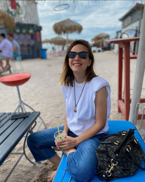 Adela Popescu a fost externată! Cum arată acum, după gravele probleme de sănătate. A slăbit şi…