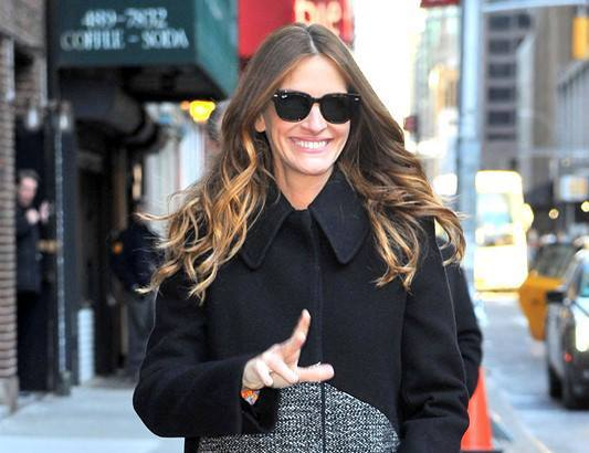 JULIA ROBERTS şi-a asigurat zâmbetul pentru 20 de milioane de dolari! Vedeta a dezvăluit un secret:,,Mă spăl pe dinţi cu…’’